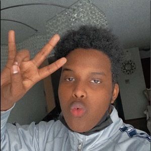 Meet your Posher, Ahmed